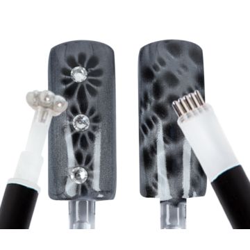 Emmi-Nail Cat-Eye Magnet Pen - Flower &amp; Stripes